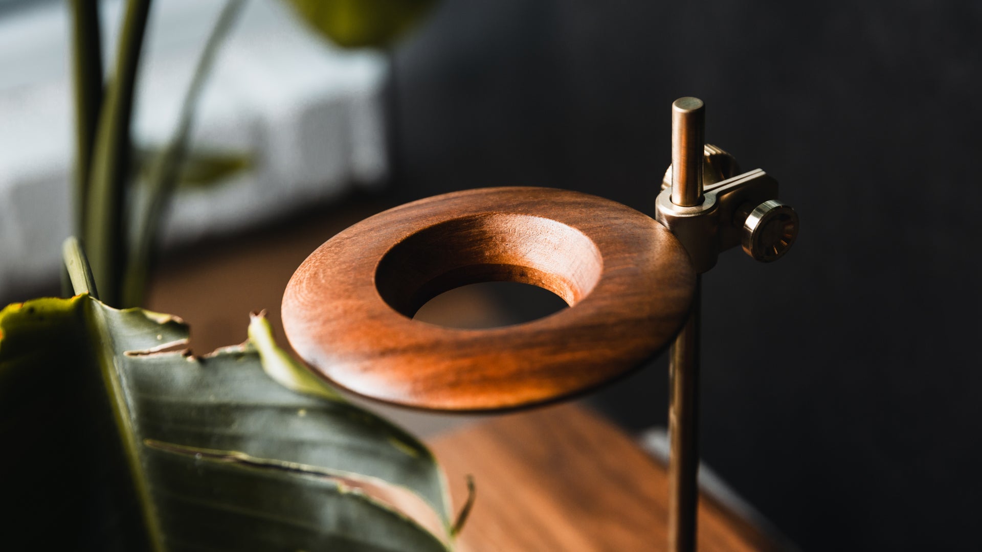 Origami Coffee Wooden Dripper Holder - Thumbnail 4